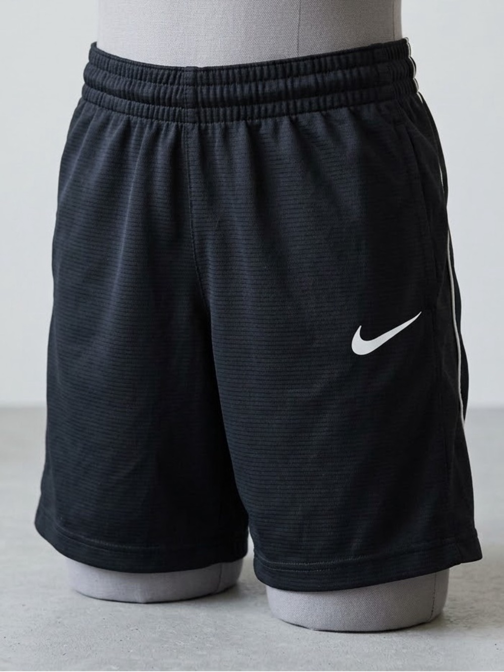 Nike Dri-FIT Athletic Shorts – Black – Size XS (Youth/Boys)
